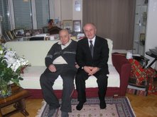 Fazıl Hüsnü Dağlarca ve Kadıköy Belediye Başkanı A. Selami Öztürk
